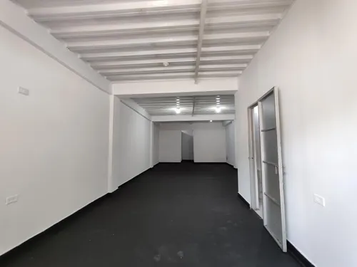 Local En Arriendo En El Llano. Cod A14106