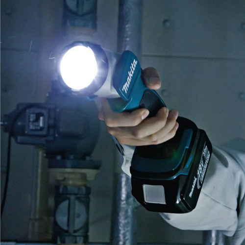 Linterna Inalámbrica 14.4v/18v 4.0ah Li-ion Dml802 Makita