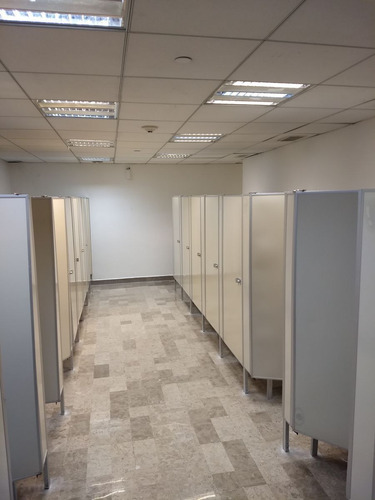 Imagen 24 de 26 de Oficina Acondicionada O Call Center En Renta De 1403 M2 En C