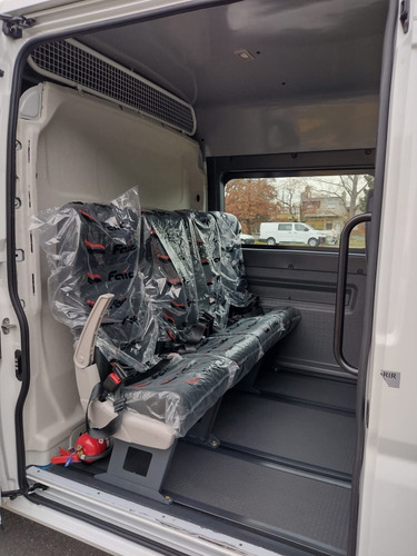 Imagen 3 de 24 de Citroen Jumper L2 H2 Mixto 6 Plazas