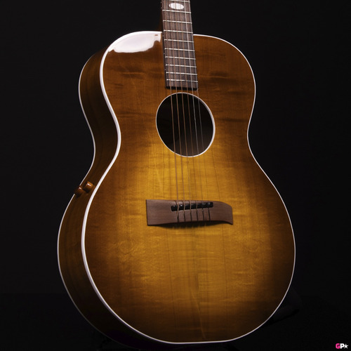 Guitarra Electroacustica Profesional Beaudoux She Escenario