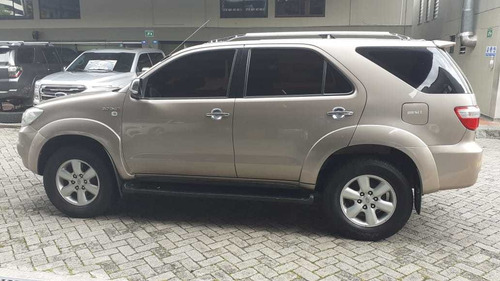 Toyota Fortuner 2009 3.0 Sr5