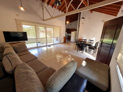 Venta - Casa - Barrio Parque Sakura - Exaltación De La Cruz