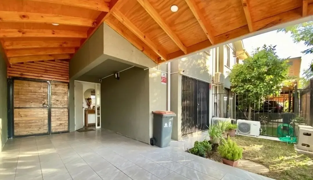 Imagen 2 de 27 de Casa En Venta De 3 Dorm. En Maipú