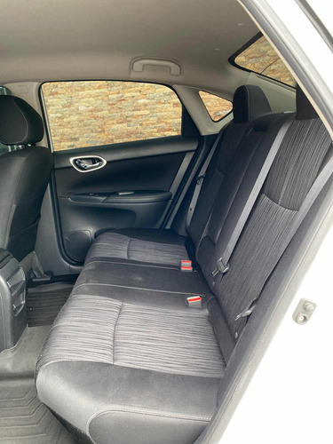 Imagen 6 de 6 de Nissan Sentra Automático