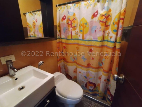 Imagen 14 de 16 de Leida Falcon Rentahouse Vende Casa En Mañongo Naguanagua 22-25273 Lf