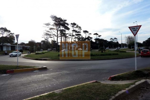 Super Bien Ubicado-ref:25453