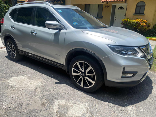 Nissan X-Trail 2.0 Exclusiv 2 Row Hybrid