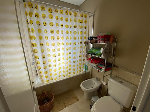 Imagen 20 de 28 de Venta | Casa De 2 Plantas En Lote Interno | Los Alisos