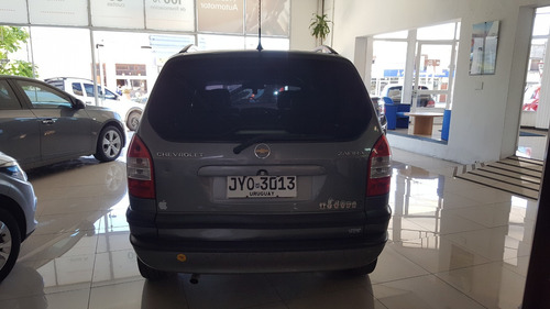 Imagen 6 de 14 de Chevrolet Zafira 7 Pasajeros , Cuero , Techo 2010