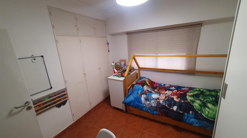 En Venta Departamento De 2 Ambientes En Caseros Centrico F: 10260