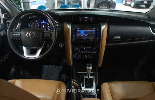 Imagen 5 de 9 de Toyota Fortuner Dubai Sportivo 2019 4x4