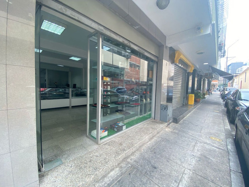 Excelente Oportunidad Edificio Moderno En Venta, Ubicado En Chacao