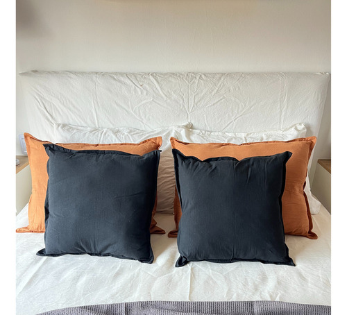 Combo 4 Fundas Para Almohadones Tusor Con Cierre Decorativo Color 2-ocre Y Negro