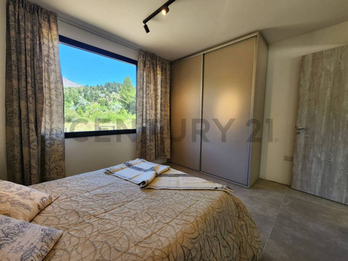 Casa En Venta - Bariloche- Club De Campo Dos Valles