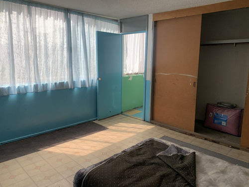 Casa Con Uso Desuelo En Venta En Jardin Balbuena, Cdmx