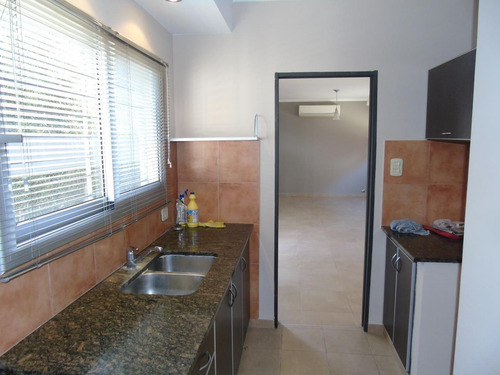 Imagen 9 de 24 de Duplex En Gonnet Calle 508 E/ 29 Y 30 Dacal Bienes Raices