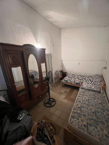 Casa Con Posibilidad De Reformar/reciclar.