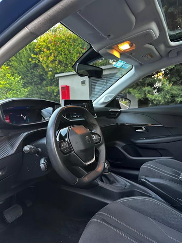 Peugeot 208 1.6 Feline Tiptronic
