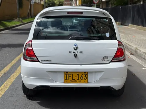 Renault CLIO STYLE Sport