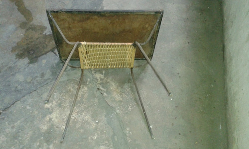 Mesita Auxiliar De Cabilla. Vintage Para Decorar A Tu Gusto (Usado)