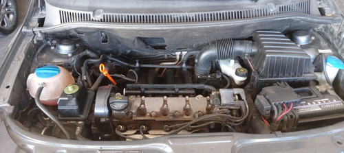 Volkswagen Suran 1.6 Trendline 11b