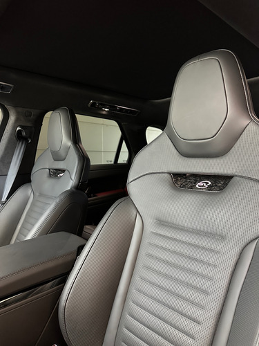 Land Rover Range Rover Sport 4.4 Mhev Sv Edition Two