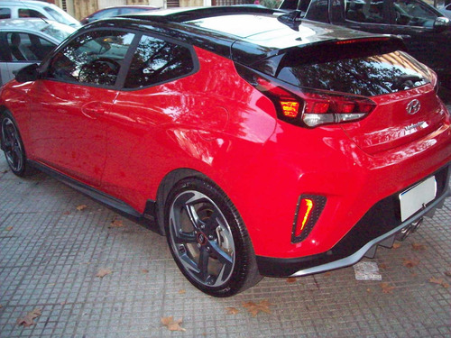 Hyundai Veloster 1.6 6at 130cv