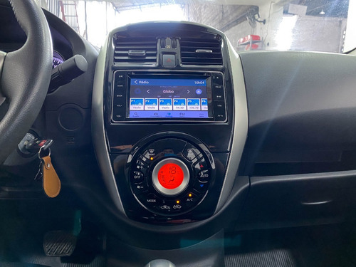 Imagem 10 de 20 de Nissan Versa 1.6 16v Sl Aut. 4p
