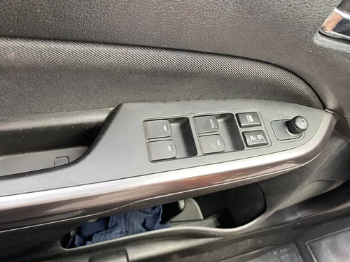 Suzuki Vitara Luve, Modelo 2022, Placa Terminada En 8, No Ti