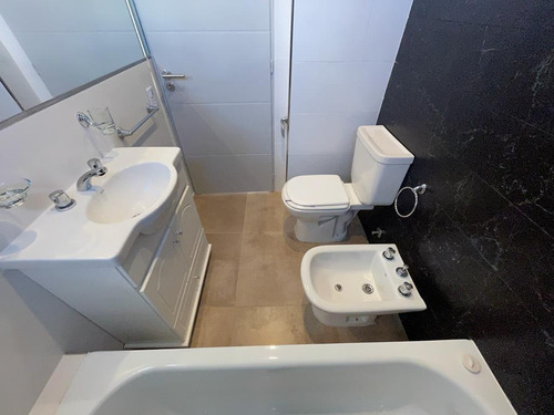 Venta - Depto 2 Amb Y Medio 52,90 M² - Rauch 1914 - Caseros