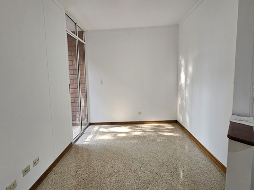 Apartamento En Arriendo Ubicado En Medellin Sector Simon  Bolivar (30263).