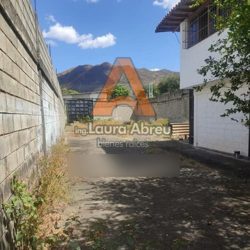 Imagen 2 de 8 de Terreno En Venta Con Edificación En El Sector La Morera, San Juan De Los Morros. Estado Guárico.