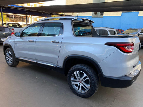 Imagem 4 de 10 de Fiat Toro Volcano 4x4 2017