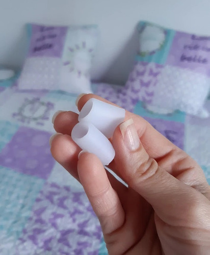 Imagem 4 de 7 de Kit 20 Protetores Para Os Dedos Do Pé Em Silicone Anti Calos