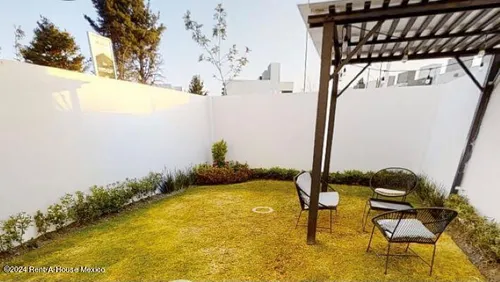 Casa En Venta Zinacantepec, San Miguel Zinacantepec 24-3725 Gis