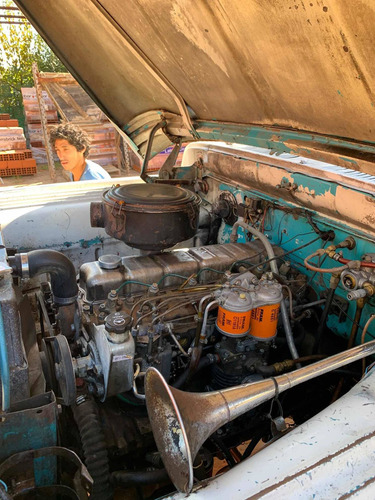 Dodge 800 Volcador Con Hidrogua