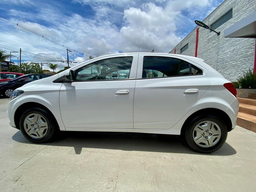 Chevrolet Onix Hatch Lt 1.0 8v Flexpower 5p Mec.