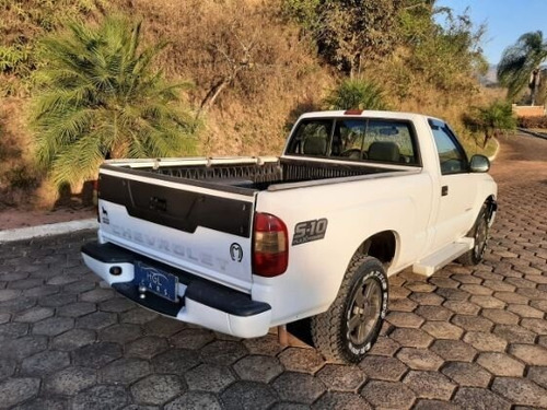 Imagem 4 de 9 de S10 Advantage 4x2 2.4 (flex) (cab Simples)