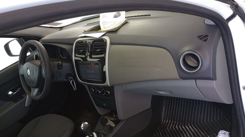 Renault Logan 1.6 Expression Hi-power Easy-r 4p