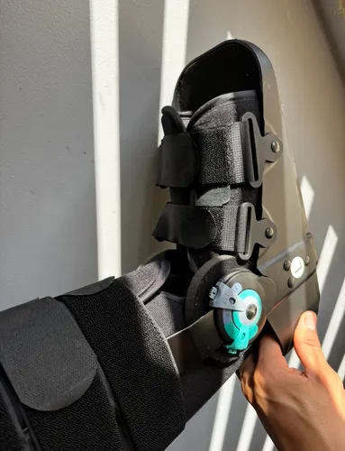 Bota Espacial Inmovilizadora
