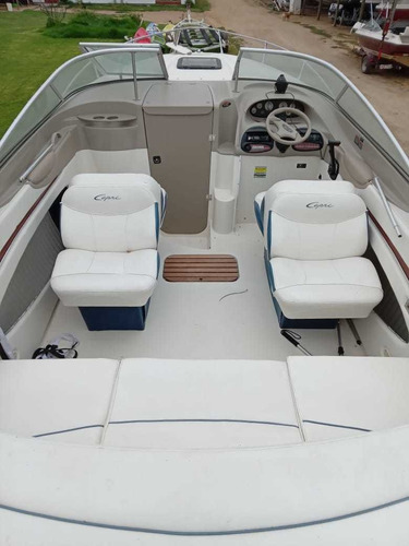 Imagen 4 de 15 de Lancha Bayliner 232 Capri