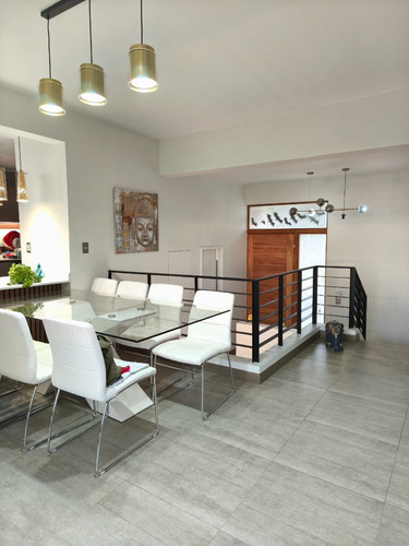 Se Vende Espectacular Casa Mediteranea Aislada
