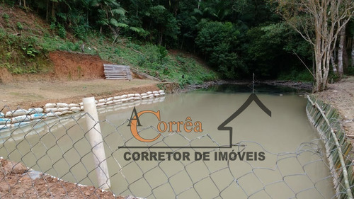 Sitio Com Nascente Propria E Lagos Em Juquitiba