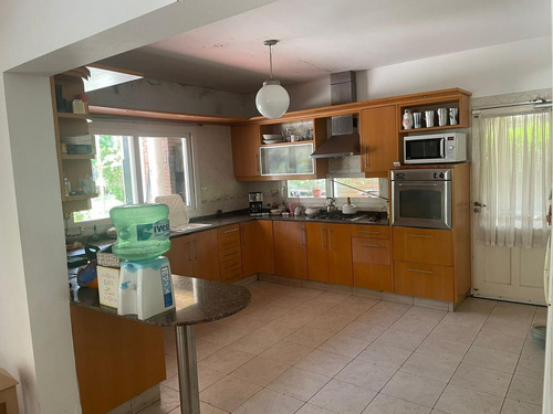 Casa En Venta En Country Los Puentes, Lujan