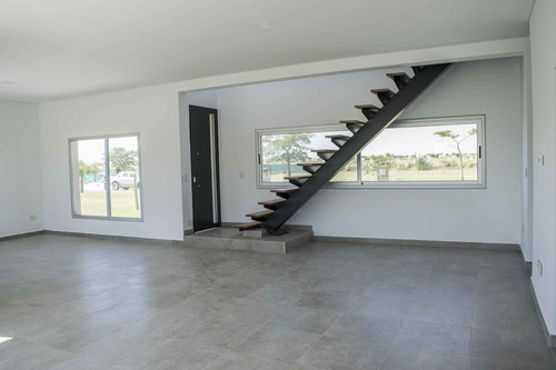 Imagen 10 de 30 de Casa En Venta 3 Ambientes El Cantón Maschwitz