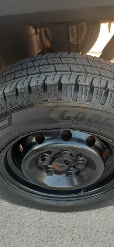 Hyundai HR Com baú