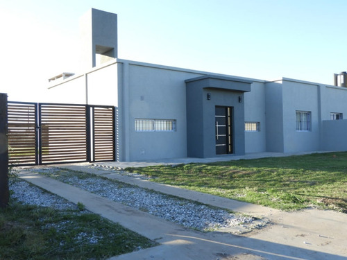 Imagen 2 de 11 de Alquiler Temporario Funes Town