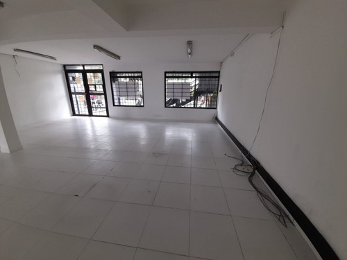 Local En Arriendo En Avenida Santander- Manizales (27925547).