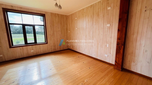 Casa En Venta De 4 Dorm. Con Vista Al Volcan En Frutillar